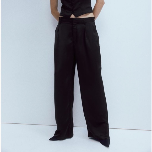 Beautiful pre-loved black satin pants! - Picture 1 of 10